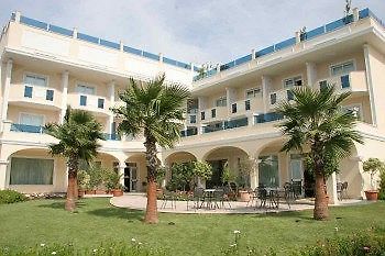 Gardenia Hotel Lazzaro Exterior photo
