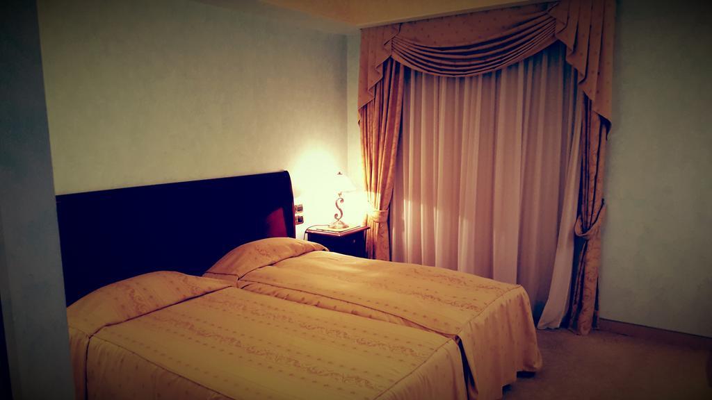 Gardenia Hotel Lazzaro Exterior photo