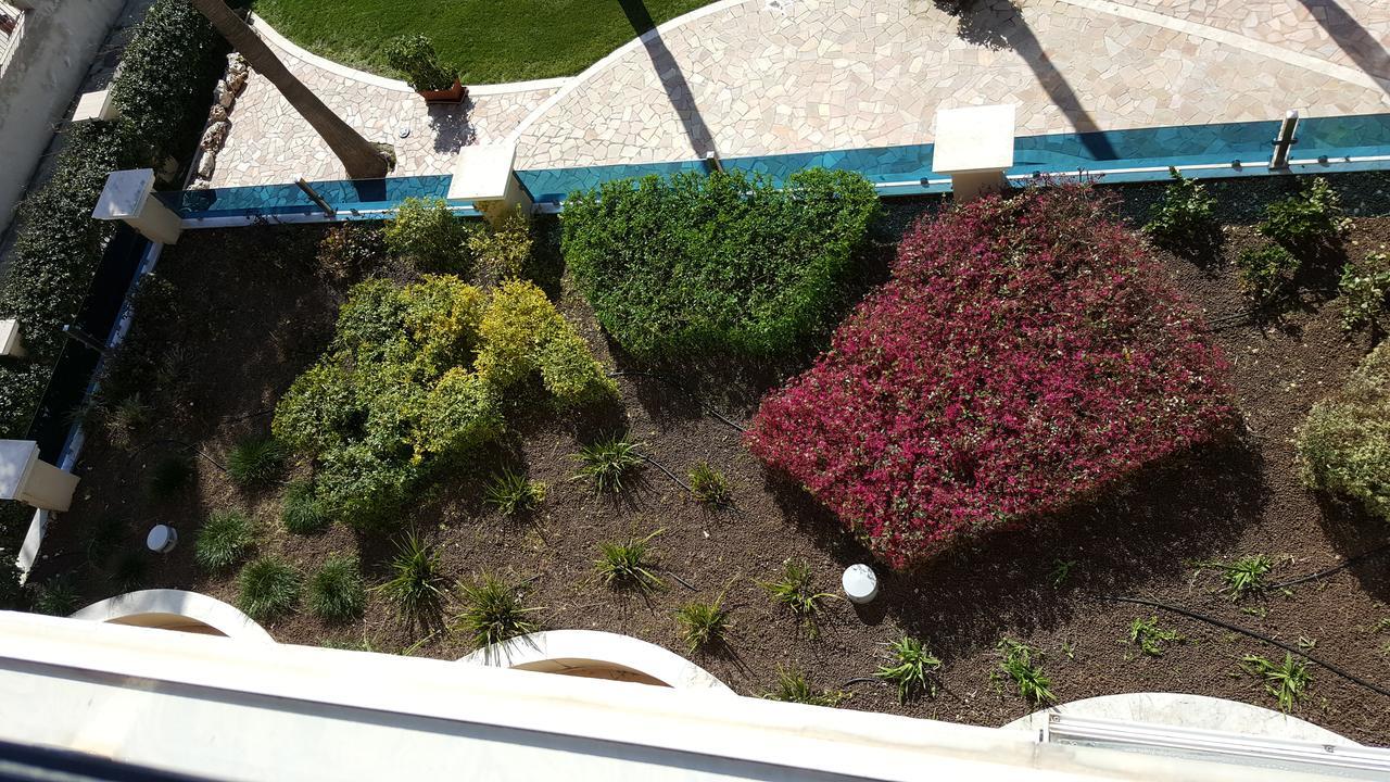 Gardenia Hotel Lazzaro Exterior photo